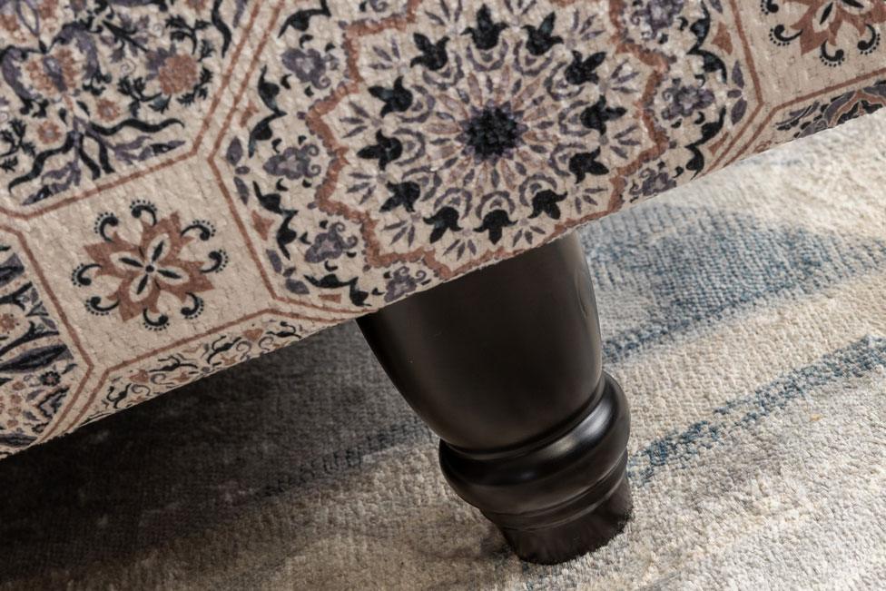 The Medallion Monochrome Full Bed - Image 8