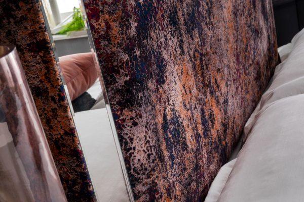 The Mineral Copper Mirror Bed