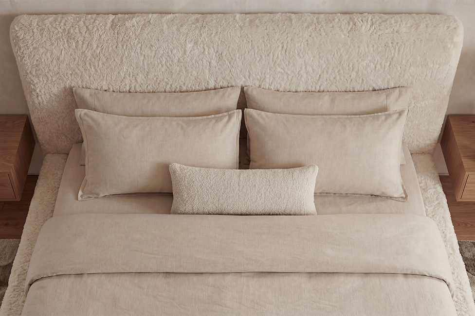 Luxury Signature Fur Bed - Image 4